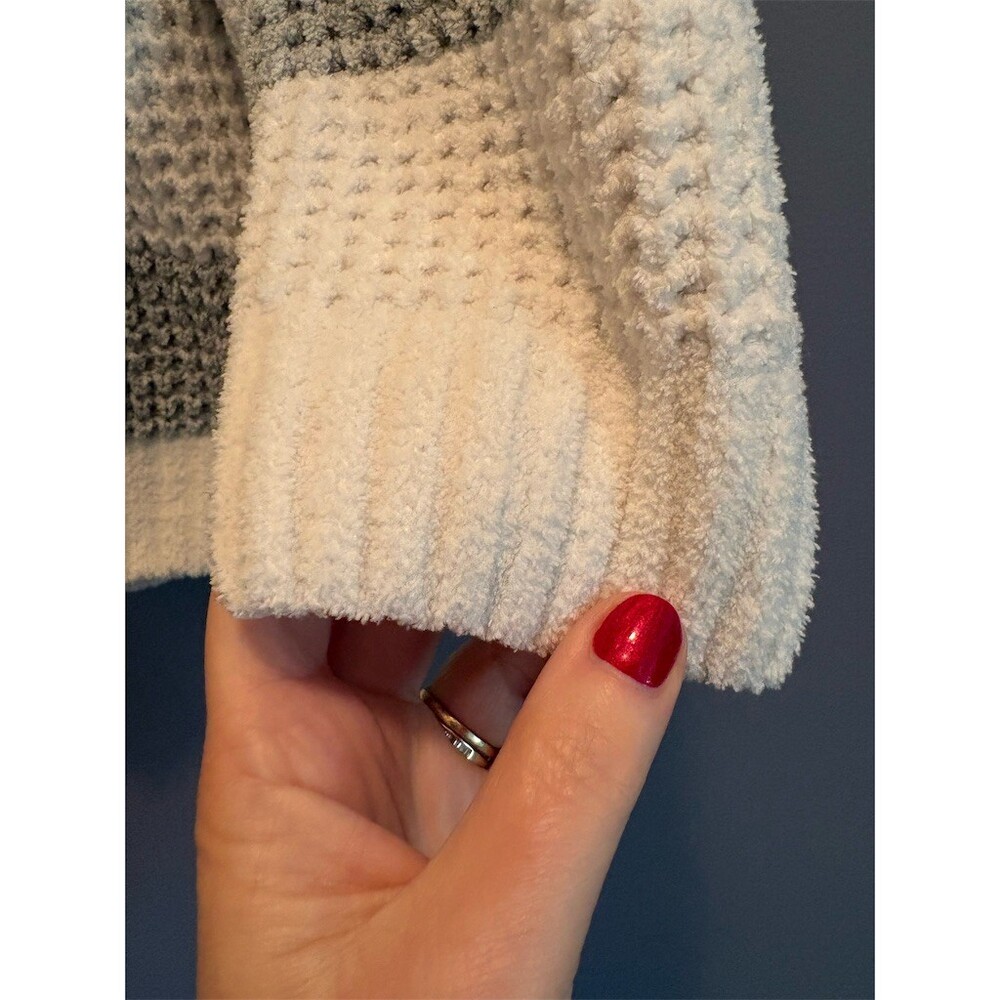 BearPaw Sweater Womens Size L Gray White Striped Waffle Knit Pullover - Picture 2 of 9